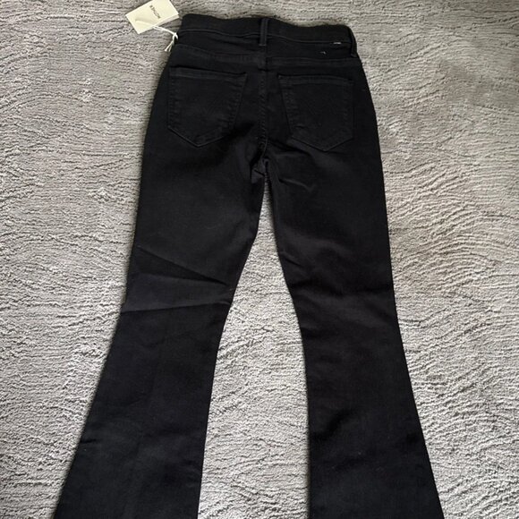 MOTHER The Weekender Flare Jeans Pitch Black Denim 25 - Picture 2 of 3